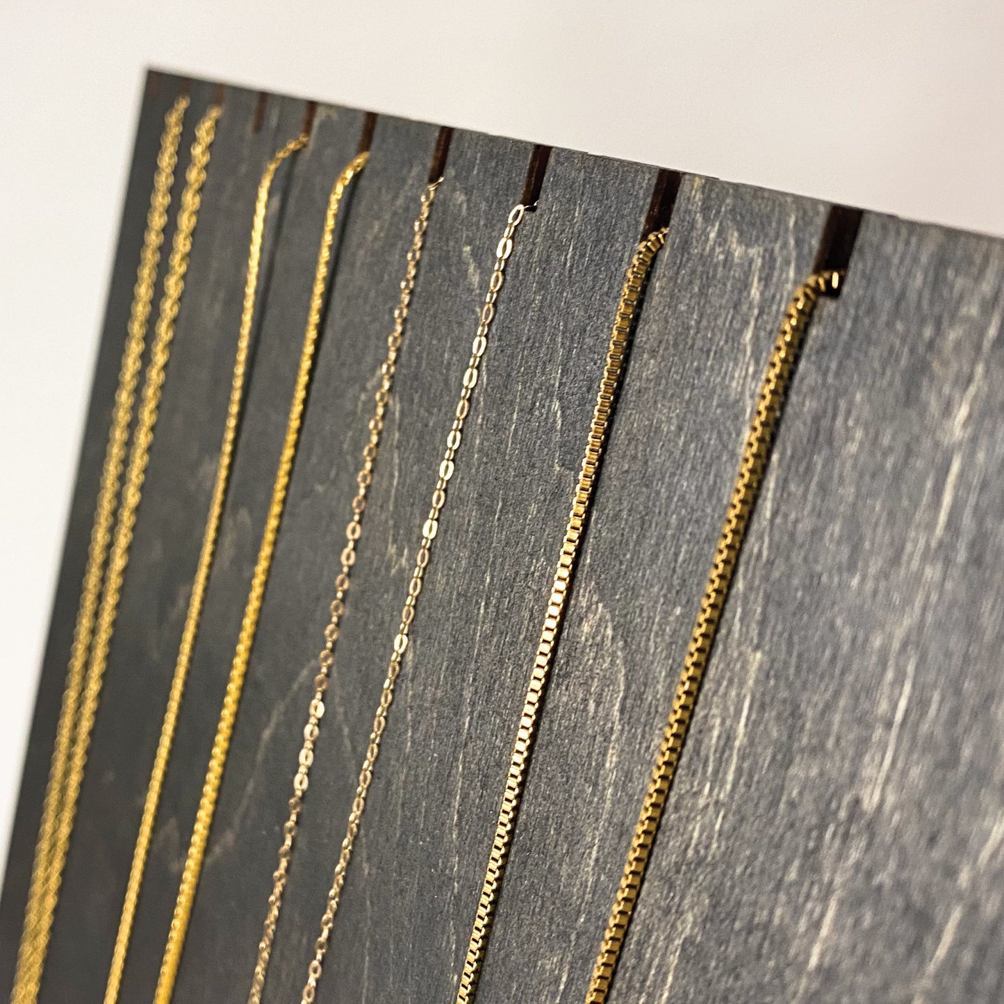 Compact Minimalist Necklace Displays 14"
