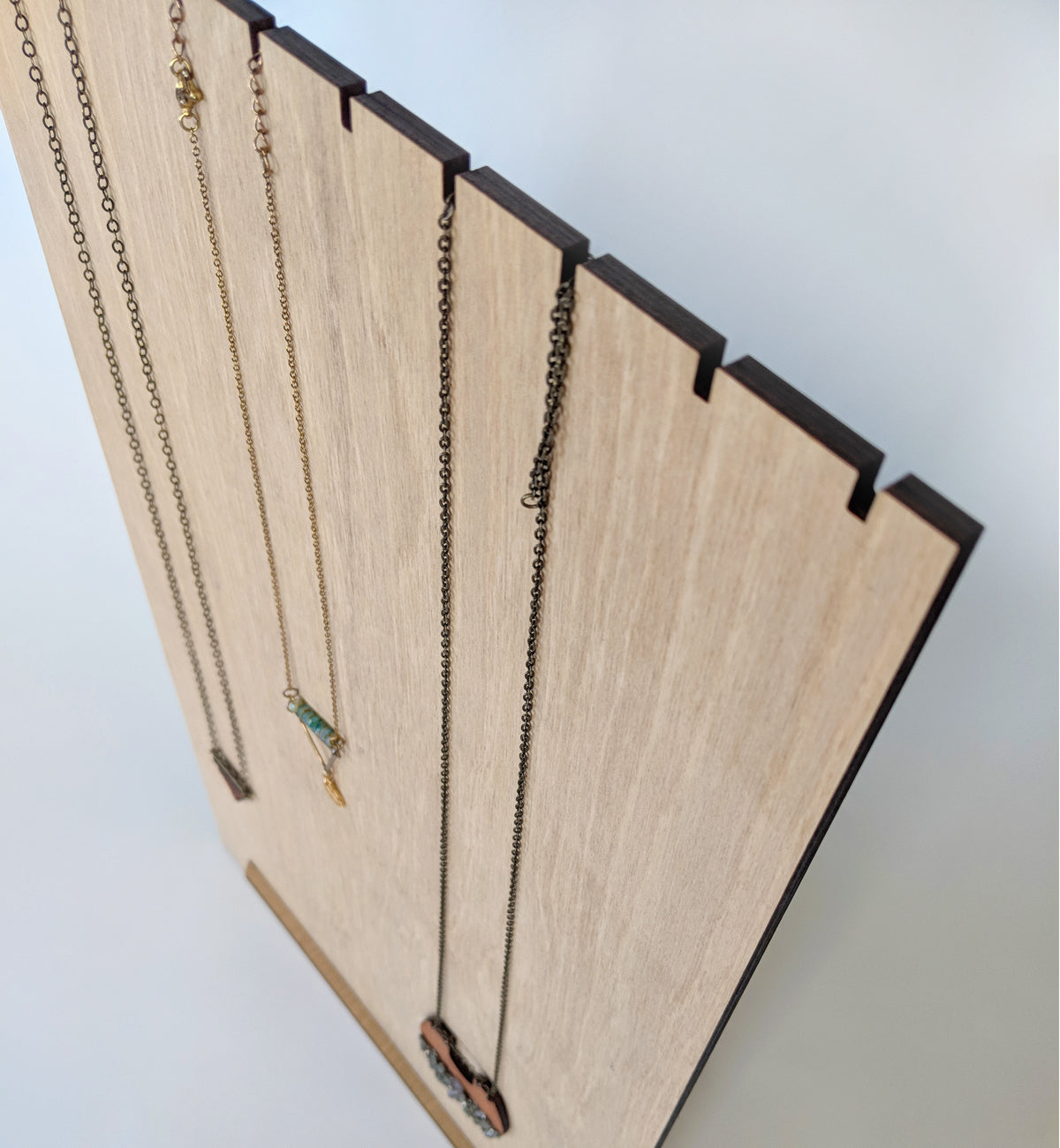 Minimalist 10 Necklace Display 20" x 12"